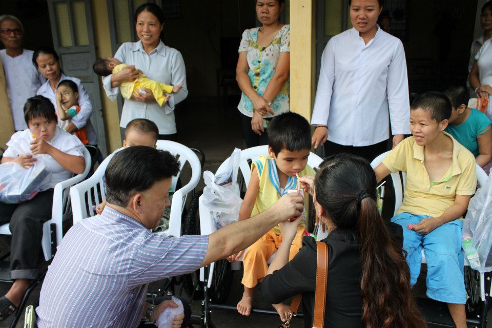 Giáng sinh ấm áp cùng các em nhỏ mái ấm Thánh Tâm