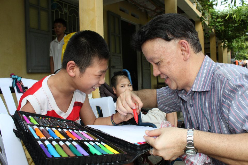 Giáng sinh ấm áp cùng các em nhỏ mái ấm Thánh Tâm