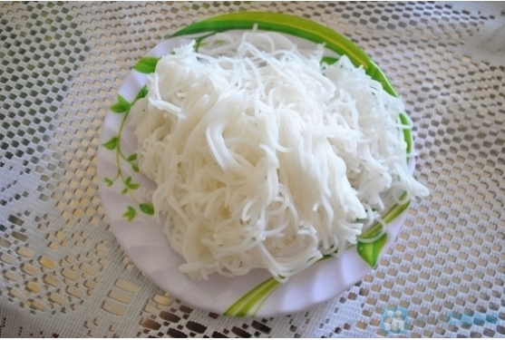 3 ly do ban nen ngung an bun ngay hom nay - Anh 2