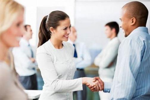 8 mẫu câu tiếng Anh “Chúc quý khách ngon miệng” nhân viên phục vụ nhà hàng cần biết