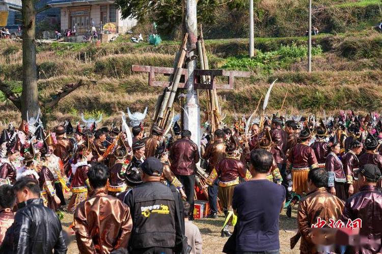 Mở nhà hàng theo kiểu “Tư duy trồng chuối”