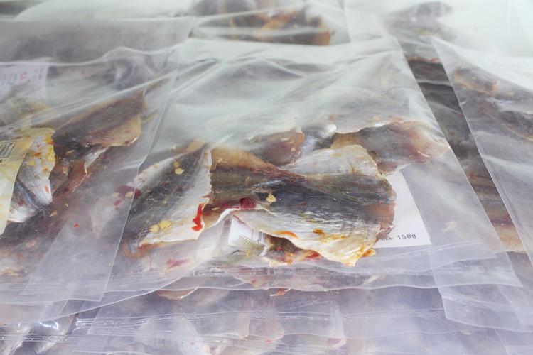 Khách đi ăn muộn, nhân viên nhà hàng chụp ảnh đăng mạng xã hội “ăn nhanh bố mày còn về” và cái kết đáng buồn cho cách hành xử của người trẻ