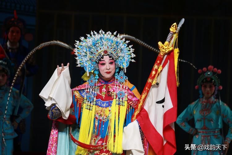 Thi ảnh bánh trung thu liền tay - Rinh ngay giải thưởng 1 triệu đồng