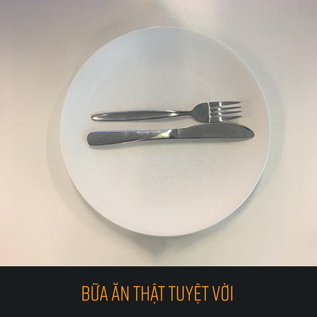 ẩn ý sau cách xếp dao nĩa của khách
