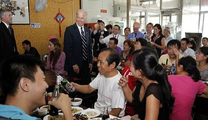 "biden set" và nhà hàng trung bỗng đắt khách vì từng phục vụ tổng thống mỹ đắc cử