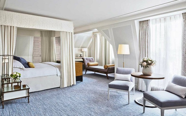 các bước vệ sinh thảm trải sàn không cần máy hút bụi cho housekeeping
