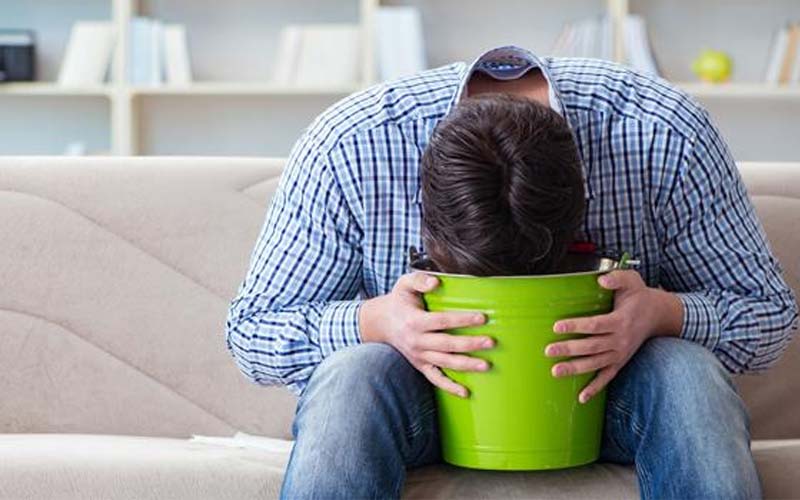 cách xử lý khách say trong nhà hàng