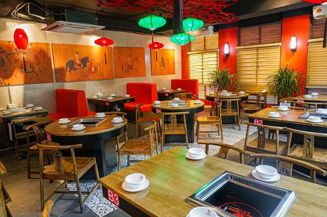 cầm 300 triệu khởi nghiệp, giảng viên 8x thu về vài tỷ đồng mỗi năm nhờ chuỗi nhà hàng lẩu