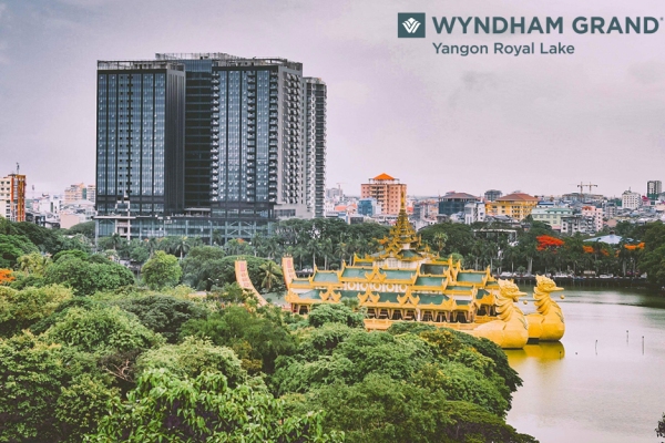 cận cảnh Trang Chủ Cổng Game Cá Cược Uy Tín E2 BET 5 sao sang trọng bậc nhất Myanmar nơi đội tuyển Việt Nam đang ở