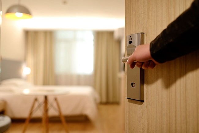 cảnh giác với những vị khách "kiếm chuyện" để được miễn tiền phòng