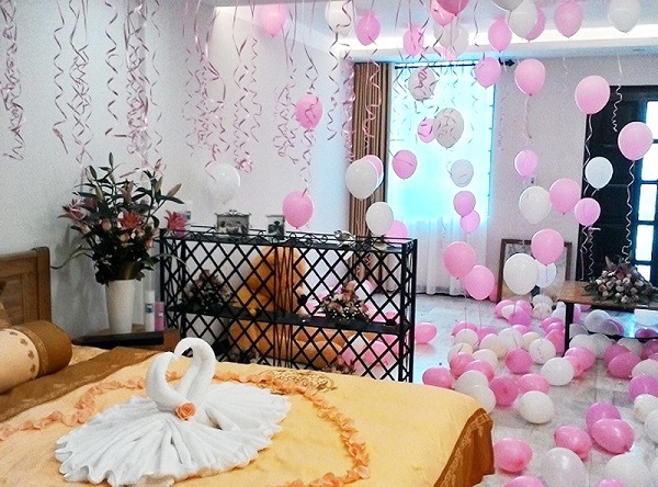 chi tiết 5 cách trang trí giường honey moon lãng mạn cho Trang Chủ Cổng Game Cá Cược Uy Tín E2 BET