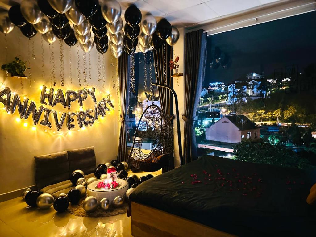 chi tiết quy trình setup honeymoon/birthday room cho hk