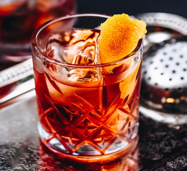classic cocktail là gì