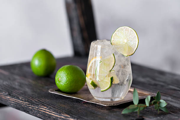 classic cocktail là gì