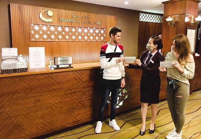 có những chiến binh quả cảm giữa mùa dịch corona mang tên Hotelier