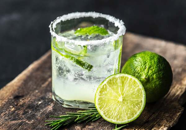 đá và 4 sự thật bất ngờ không phải bartender nào cũng biết