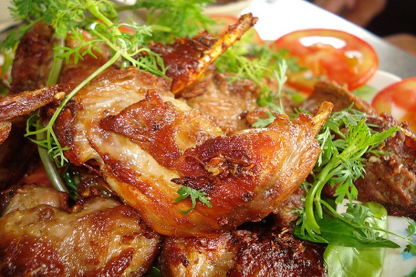điểm danh 9 món đặc sản đáng sợ nhưng thơm ngon của việt nam