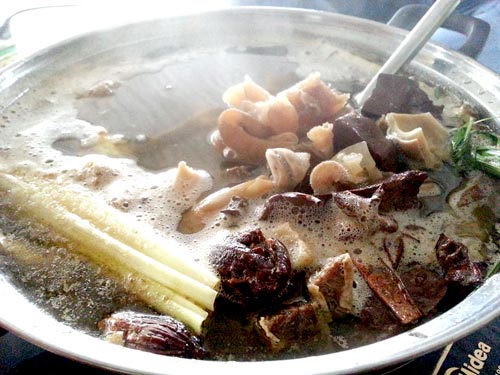 điểm danh 9 món đặc sản đáng sợ nhưng thơm ngon của việt nam