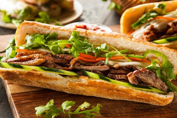 Điểm danh những món ăn Việt Nam nổi tiếng khắp thế giới