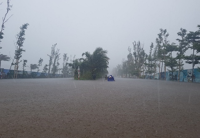 di lịch phú quốc đình trệ vì mưa lớn