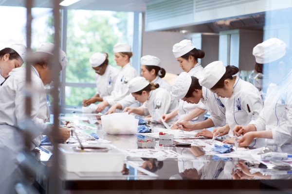học bổng du học ngành đầu bếp: 6 điều nhất định phải biết