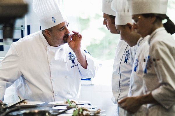 học bổng du học ngành đầu bếp: 6 điều nhất định phải biết
