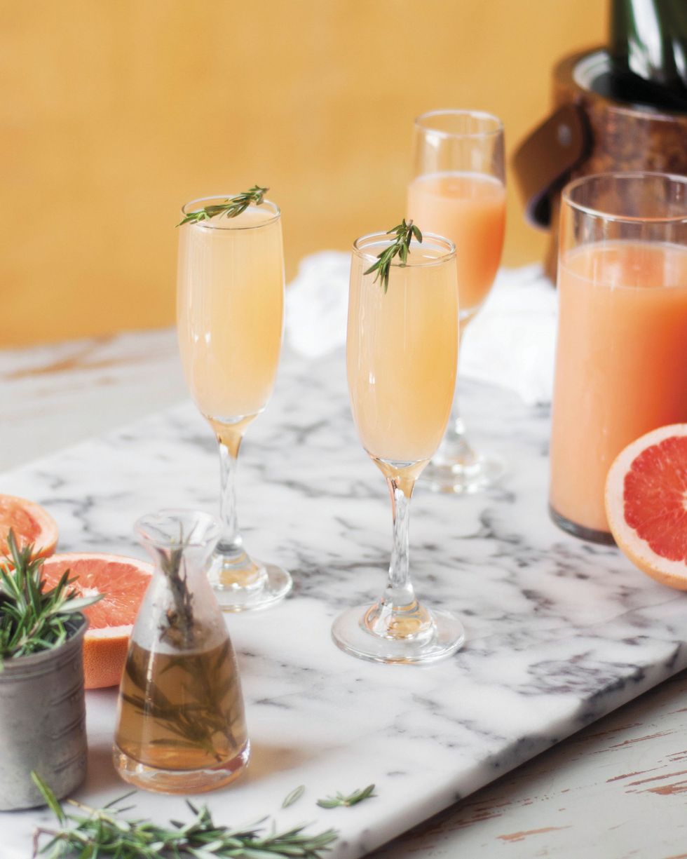 hướng dẫn pha cocktail cực hợp đãi khách đêm giao thừa