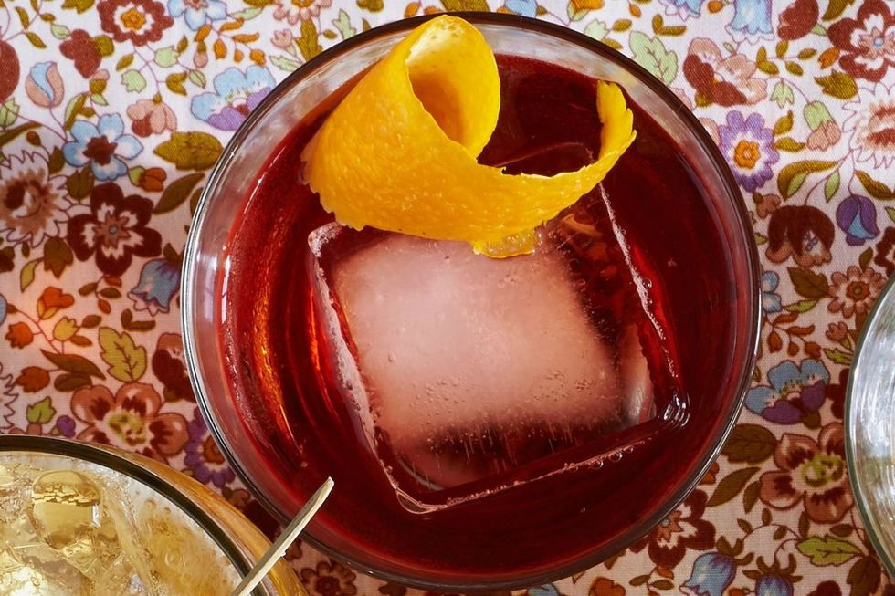 hướng dẫn pha cocktail cực hợp đãi khách đêm giao thừa