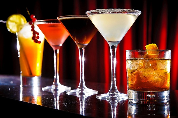 kỹ thuật khuấy trong pha chế cocktail