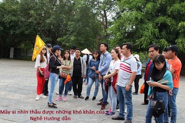 làm hướng dẫn viên có được gì ngoài những chuyến đi
