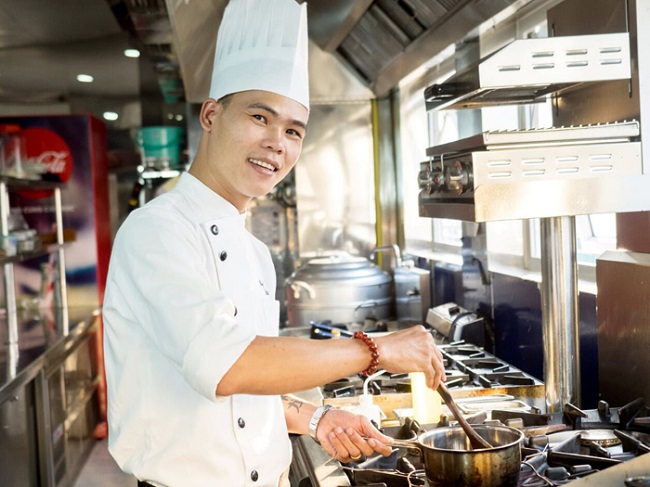 lời khuyên đáng giá cho bạn trẻ theo nghề bếp