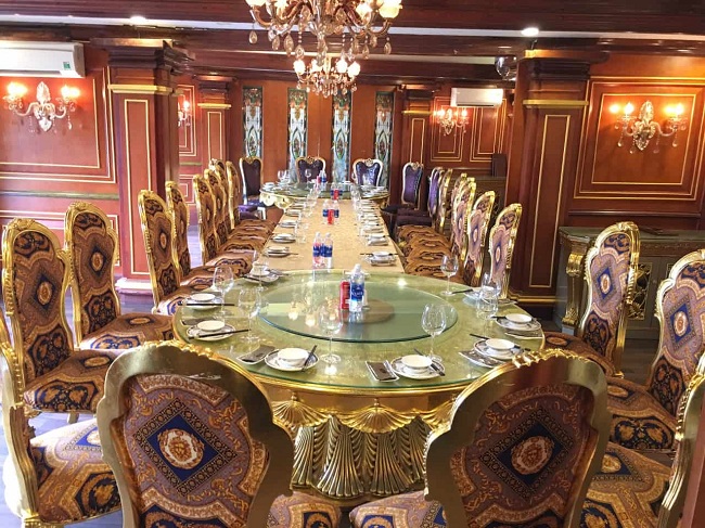 mẫu phòng vip nhà hàng