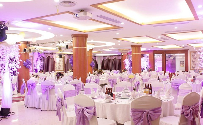 mẫu thiết kế không gian nhà hàng tiệc cưới sang trọng và tiện nghi