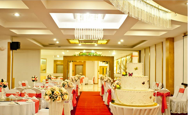 mẫu thiết kế không gian nhà hàng tiệc cưới sang trọng và tiện nghi