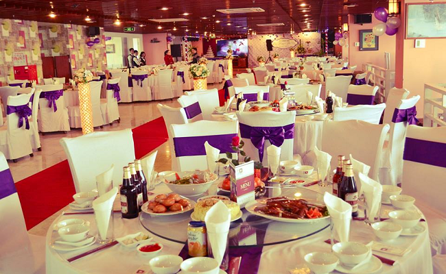 mẫu thiết kế không gian nhà hàng tiệc cưới sang trọng và tiện nghi