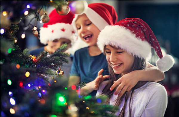 mẫu trang trí cây thông noel đẹp mắt và ấn tượng