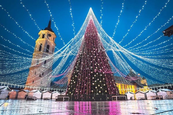 mẫu trang trí cây thông noel đẹp mắt và ấn tượng