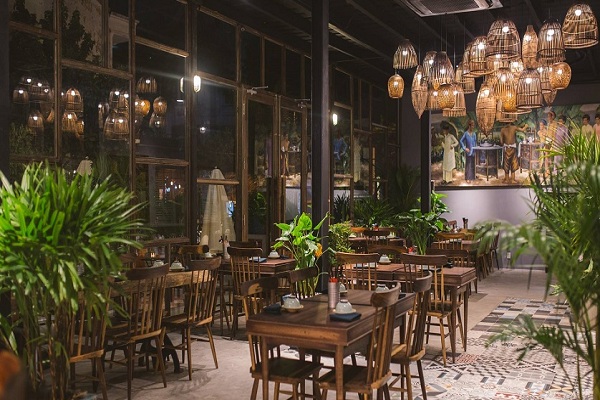 nhà hàng bistro là gì