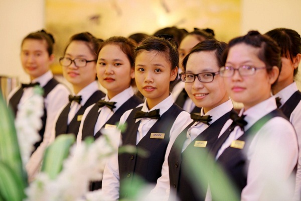 phân loại nhân viên nhà hàng thế nào