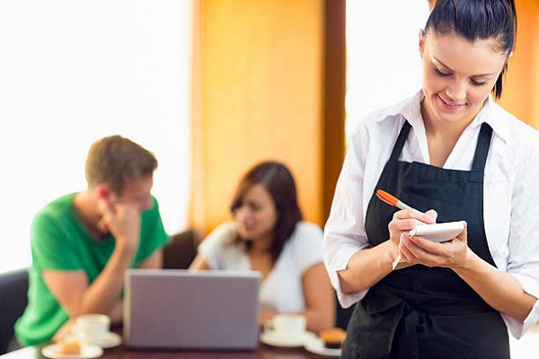 quy tắc “bắt buộc” nhân viên phục vụ phải nhớ của quy trình phục vụ trong nhà hàng