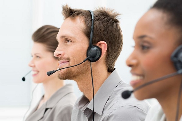 quy trình nhận đặt bàn qua điện thoại