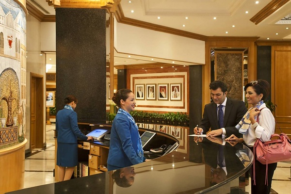 quy trình thực hiện dịch vụ đổi tiền cho khách