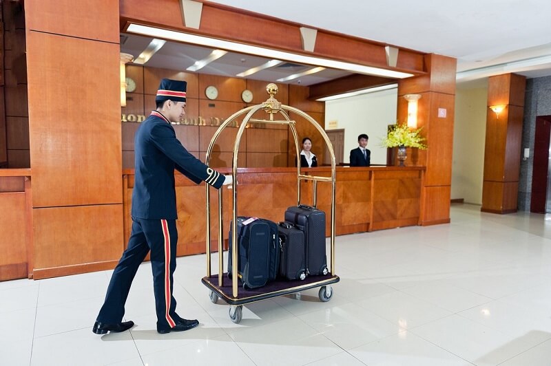 quy trình tiếp nhận và trả hành lý cho khách của bellman