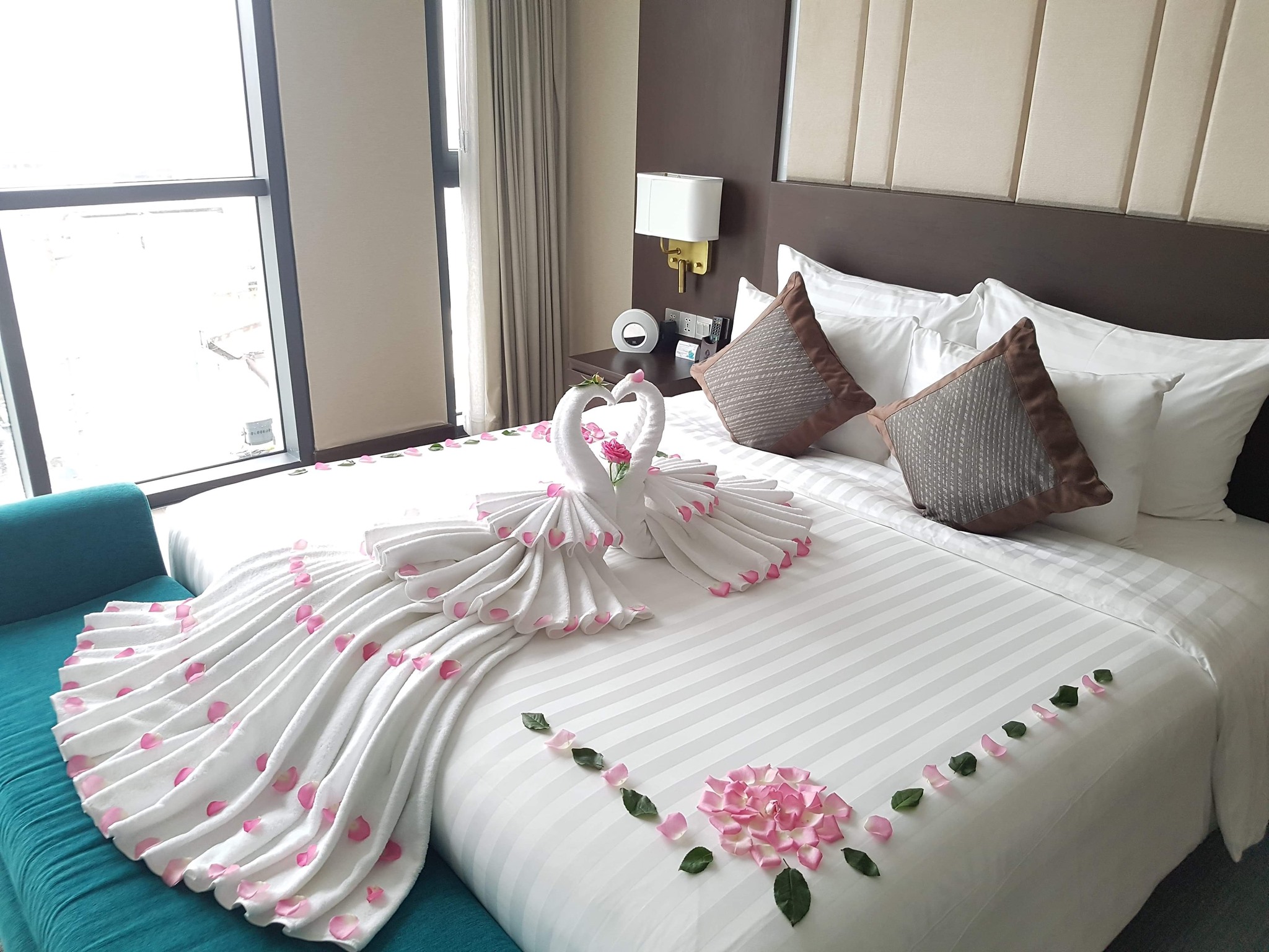 setup phòng chủ đề 8-3