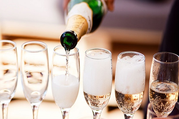 Sparkling wine là gì