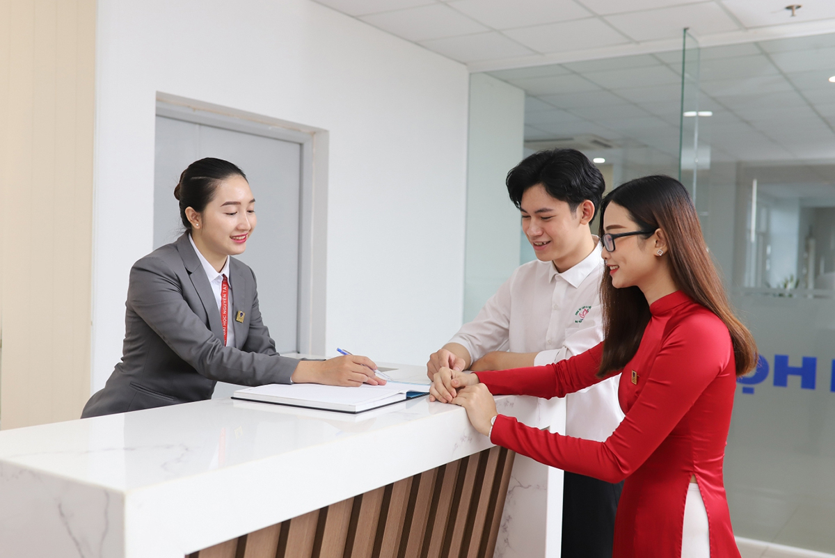 top 10 ngành học hot nhất năm 2023