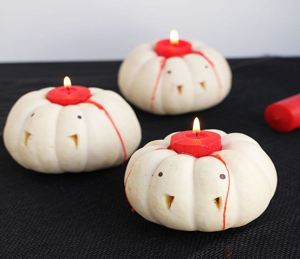 trang trí bàn ăn chủ đề halloween