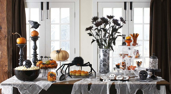 trang trí bàn ăn chủ đề halloween