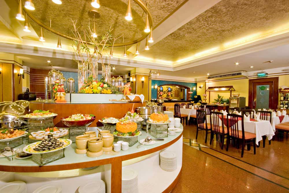 các vật dụng phục vụ cơ bản trong nhà hàng buffet