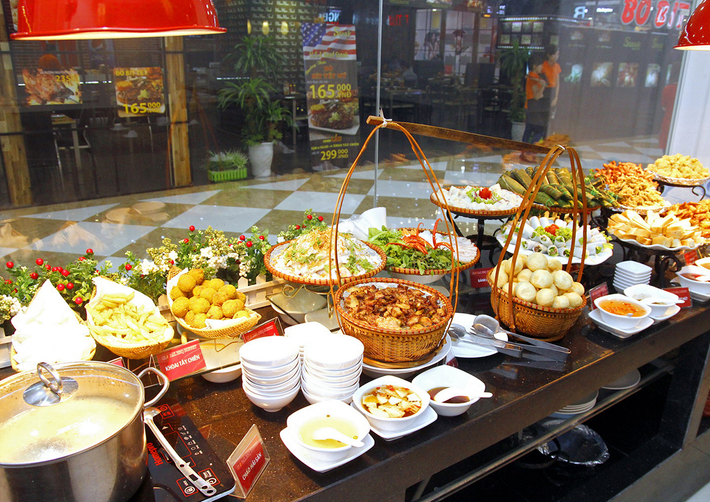 các vật dụng phục vụ cơ bản trong nhà hàng buffet
